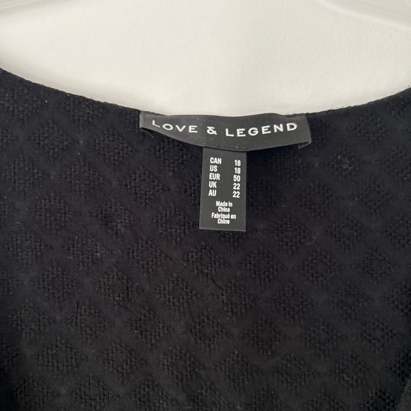 Long Black Buttoned Shirt - Picture 4 of 5